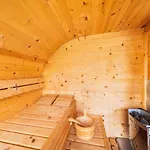 Gorce Sauna Jacuzzi Chalé *