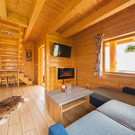 Gorce Sauna Jacuzzi בקתה